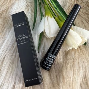Aesthetica Liquid Eyeliner Black